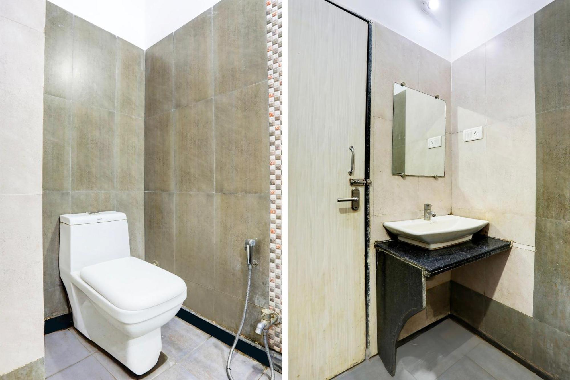 Super Townhouse Hoshangabad Road Near Aashima Mall Samarda Kaliasot Exterior photo
