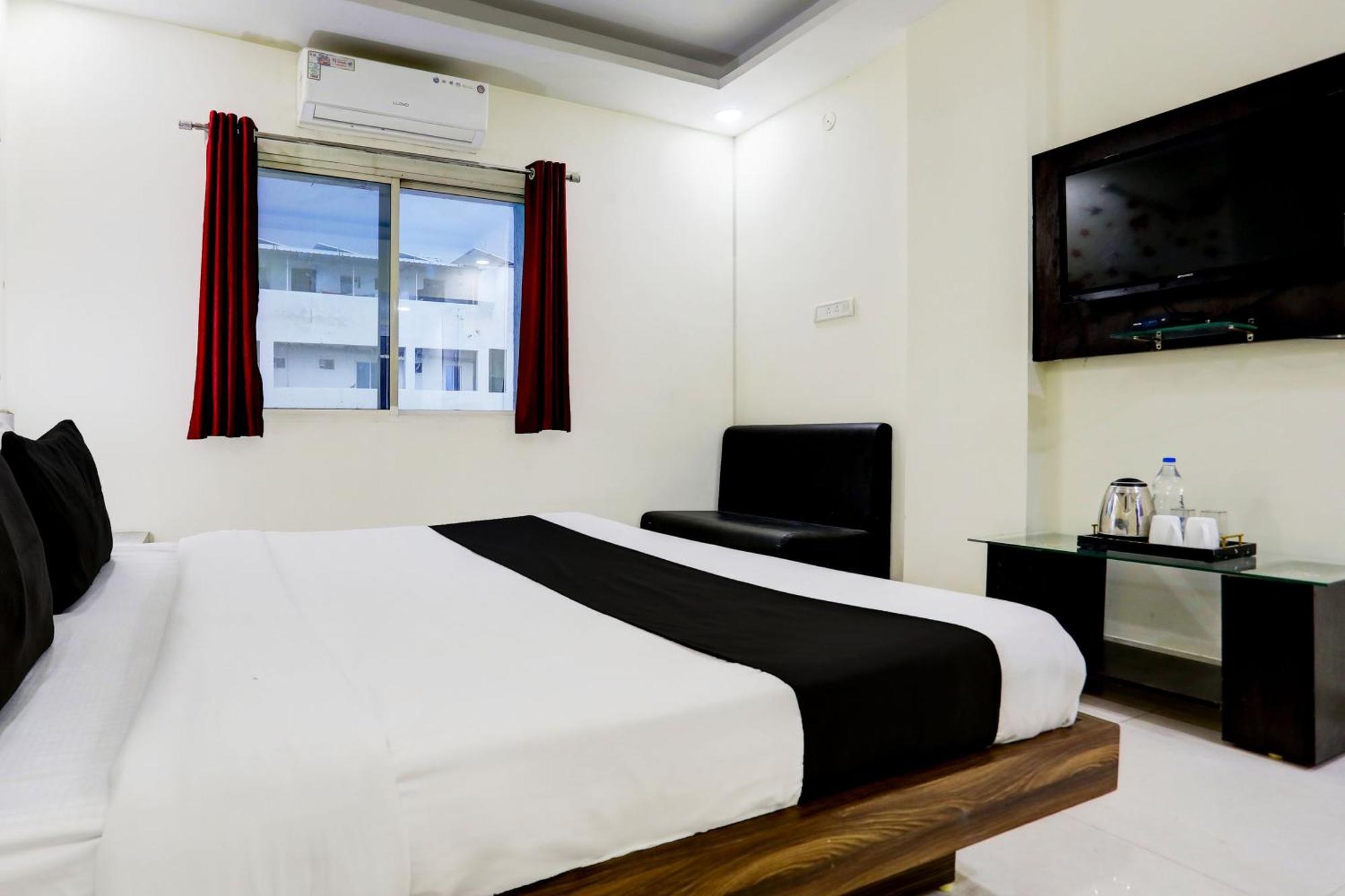 Super Townhouse Hoshangabad Road Near Aashima Mall Samarda Kaliasot Exterior photo